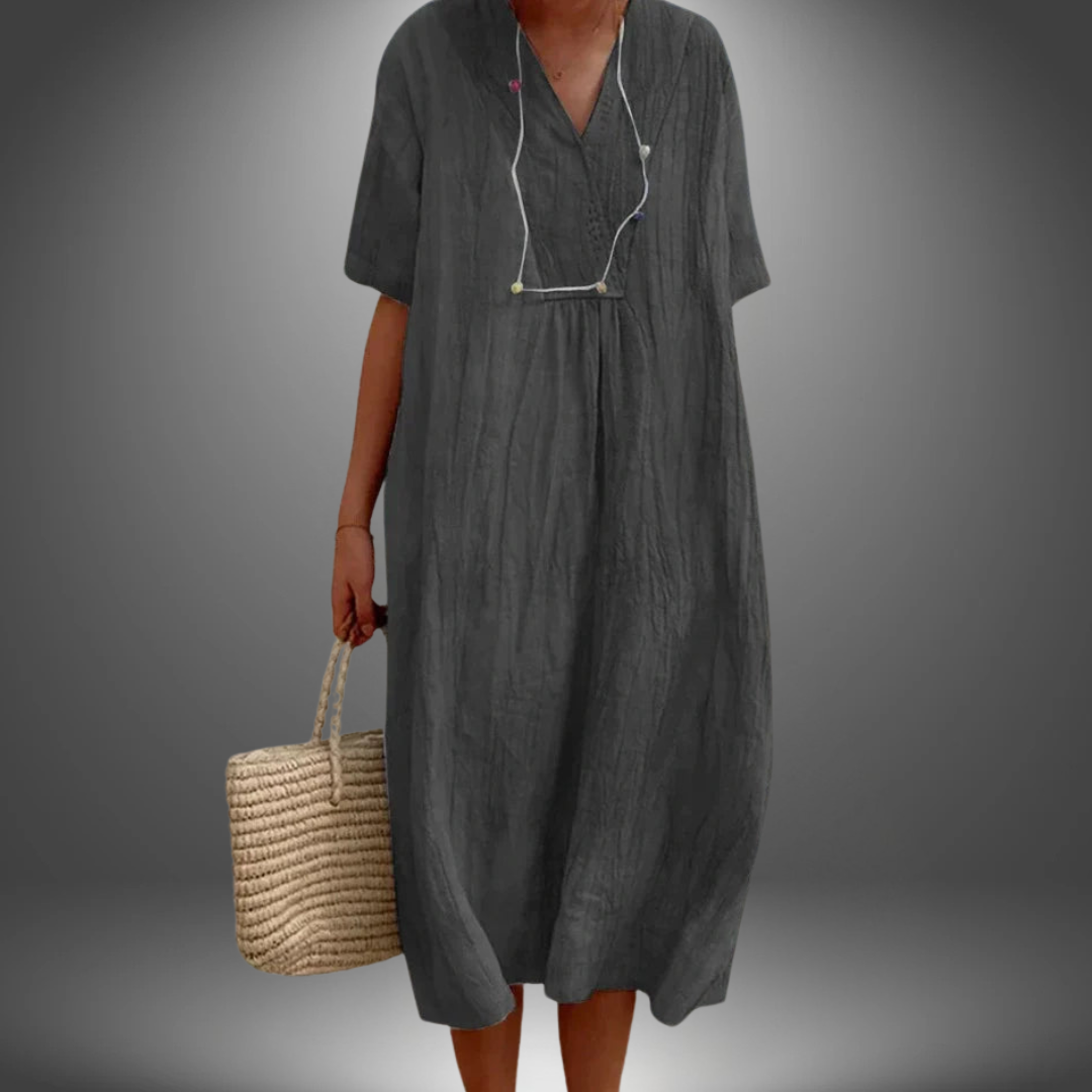 Olea | Dress with V-neck