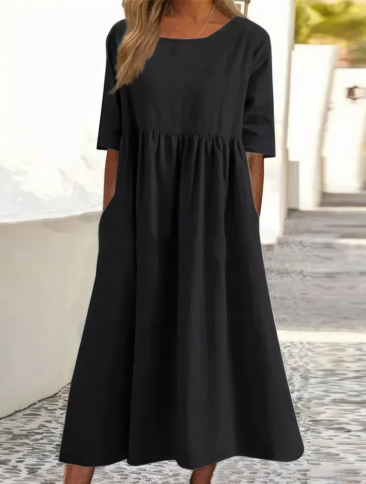 Sandra | Relaxed Dress with Round Neck and Pockets